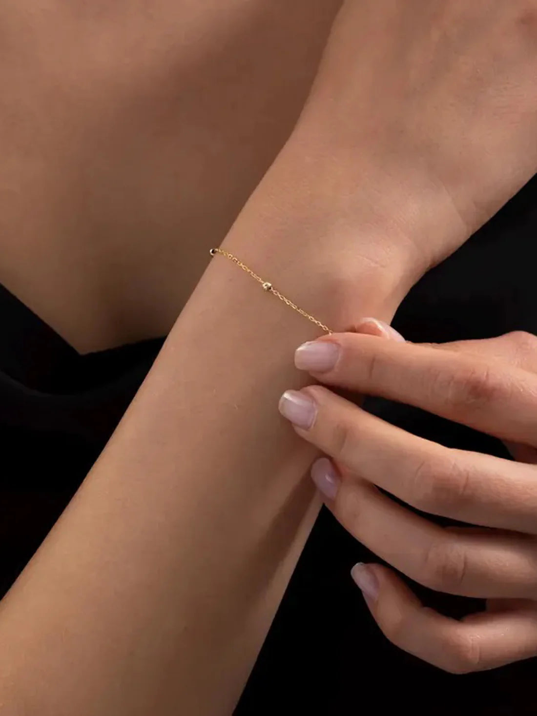 Élodie – Whisper Gold Necklace & Bracelet Set