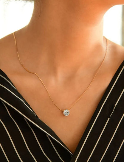 The Soléa Glow Necklace